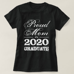 Proud mum of a 2022 graduate vintage typography T-Shirt