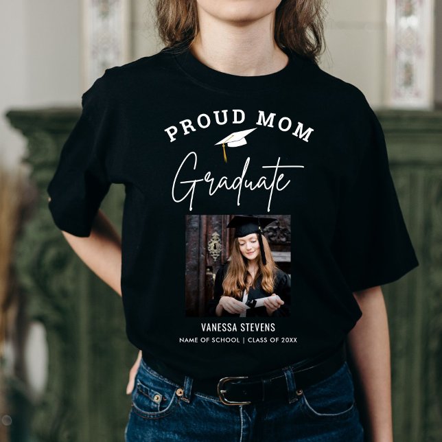 Proud Mum of a 2024 Graduate  Custom Photo  T-Shirt (Creator Uploaded)