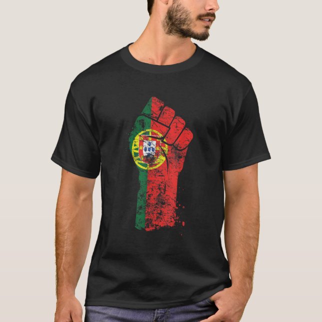 Proud Portuguese Retro Portugal Flag 1 T-Shirt (Front)