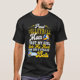 Proud Volleyball Mum  She's Stealin' Balls Family T-Shirt