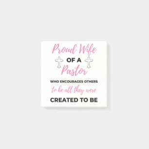 Proud Wife Of A Pastor Who Encourages bl Post-it Notes