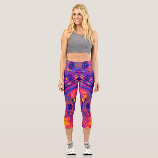 psychedelic Australian Bushtailed possum Capri Leggings (Front)