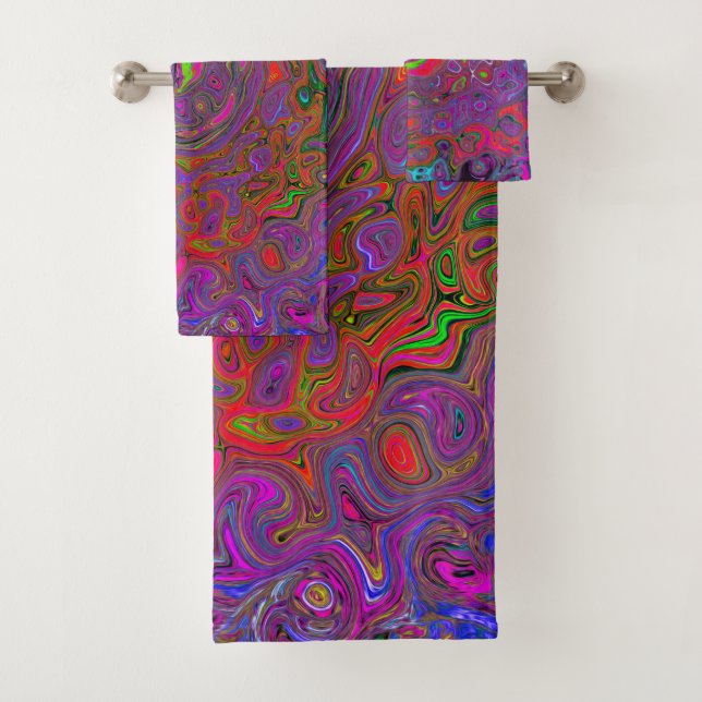 Psychedelic Groovy Magenta Retro Liquid Swirl Bath Towel Set (Insitu)