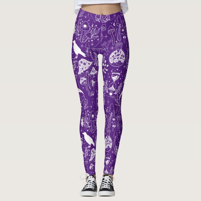 Psychedelic Mushroom Pattern 2D.BW.b Purple BG Leggings (Front)