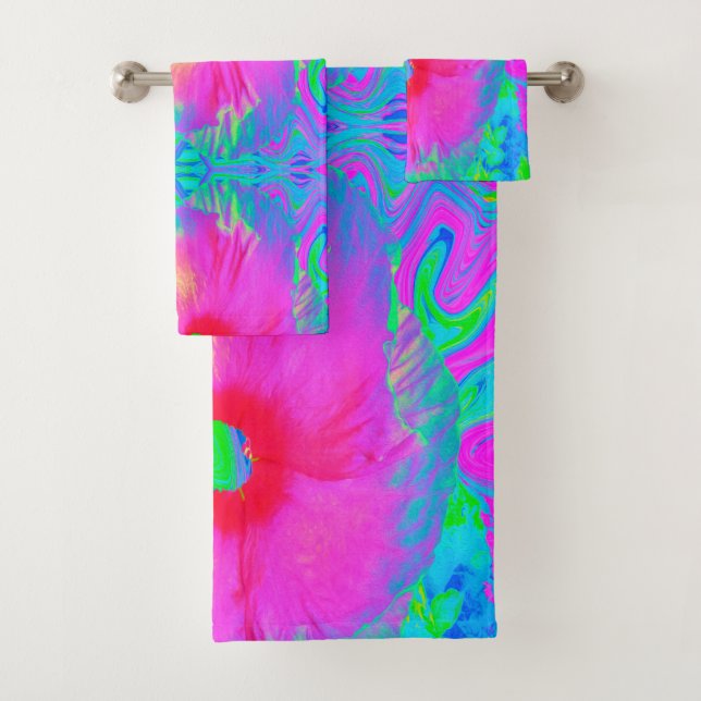 Psychedelic Pink and Red Hibiscus Flower Bath Towel Set (Insitu)