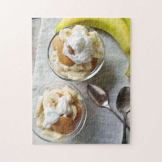 Puddings made with bananas and cookies jigsaw puzzle (Vertical)