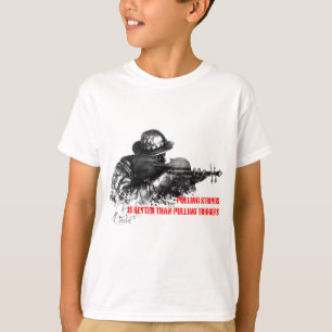 Pulling strings violin T-Shirt