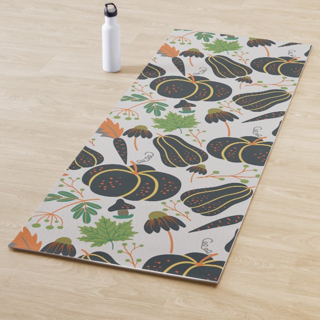 Pumpkin seamless pattern carrot black and white yoga mat (In Situ)