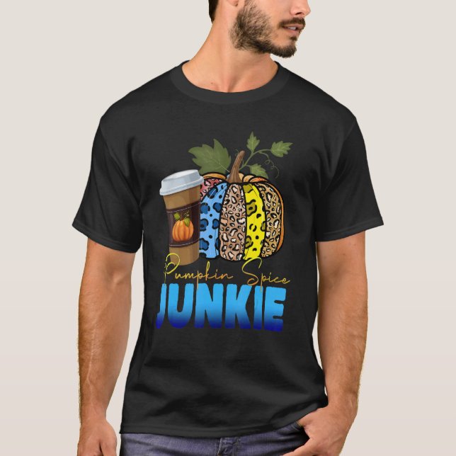 Pumpkin Spice Junkie Pumpkin Spice Latte Leopard P T-Shirt (Front)