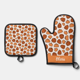 Pumpkin Thanksgiving Pattern Custom Name Oven Mitt & Pot Holder Set