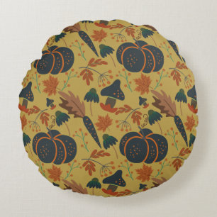 Pumpkins and carrots seamless pattern round cushion
