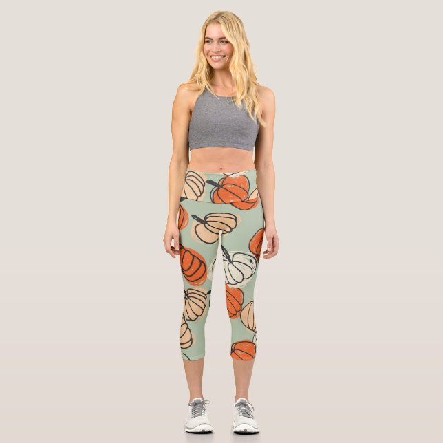 Pumpkins: Thanksgiving seamless pattern. Capri Leggings (Front)