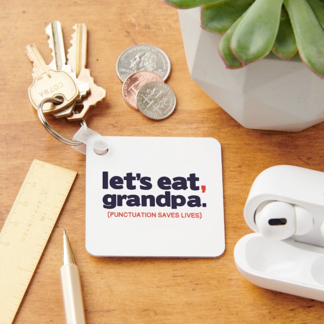 Punctuation saves lives key ring (Desk)