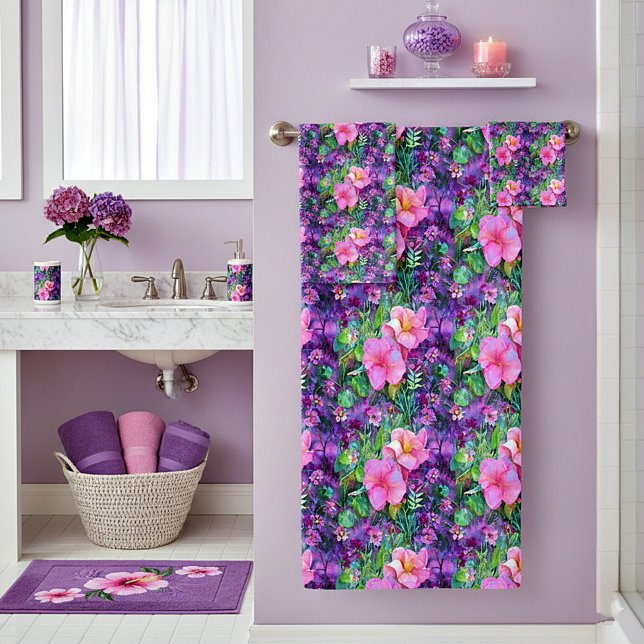 Purple and pink botanical floral pattern  bath towel set (Creator Uploaded)