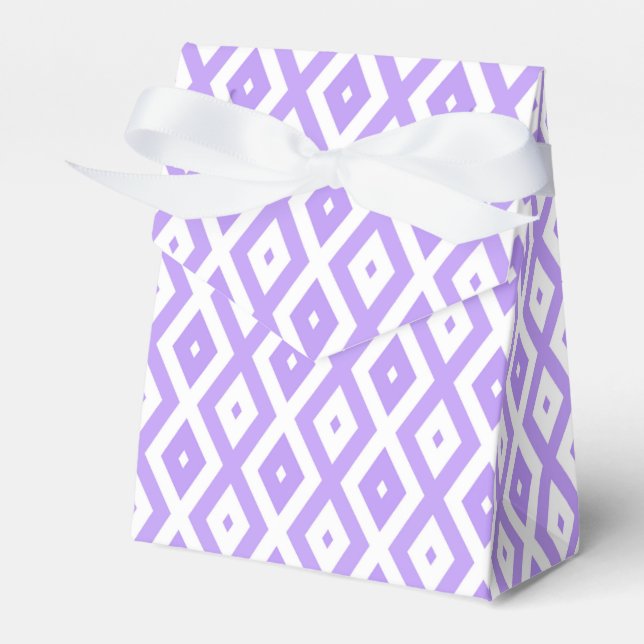 Purple and white diamond pattern favour box (Front Side)