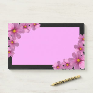 Purple Cosmos Flower Design on a Black Background Post-it Notes