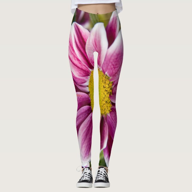 Purple daisy leggings (Front)