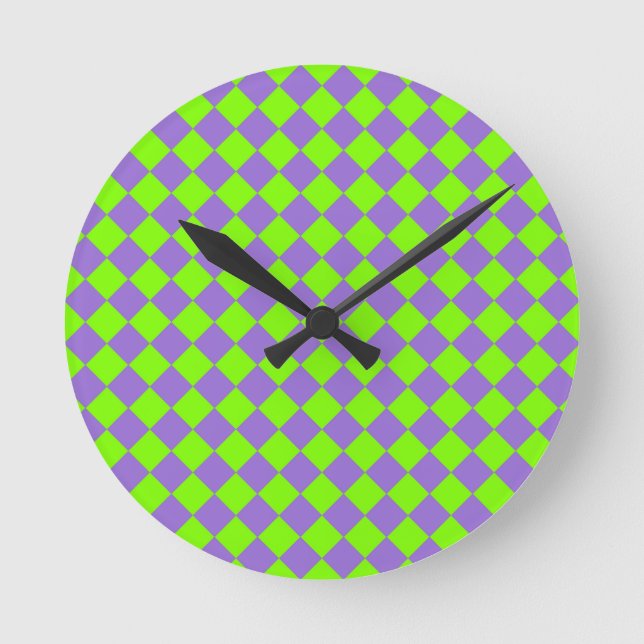 Purple Green Chequered Diamond Pattern Round Clock (Front)