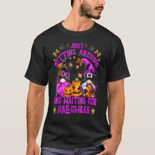 Purple Halloween Gnome For Women Witches Witch Qu T-Shirt