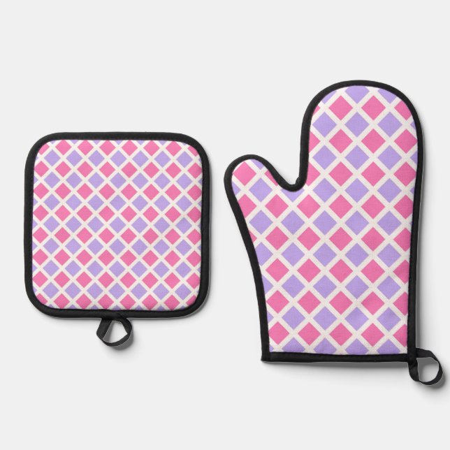 Purple Pink Chequered Diamond Pattern Oven Mitt & Pot Holder Set (Front)