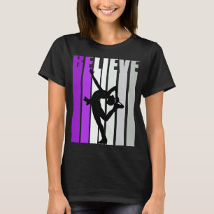 Purple Retro Girls Birthday Ice Skates Skating Que T-Shirt