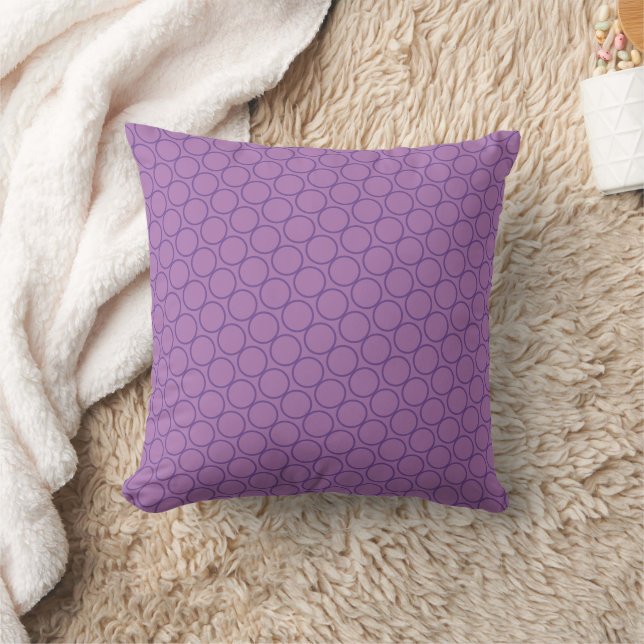Purple Shades Geometric Circle Pattern On Diagonal Cushion (Blanket)