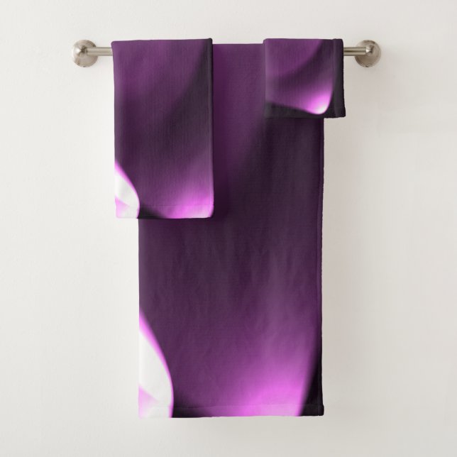 Purple Twirling Lights Bath Towel Set (Insitu)