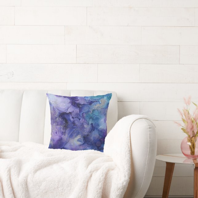 Purple watercolor cushion (Couch)