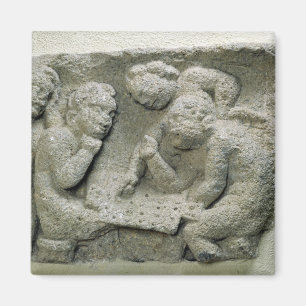 Putti playing latronculi magnet