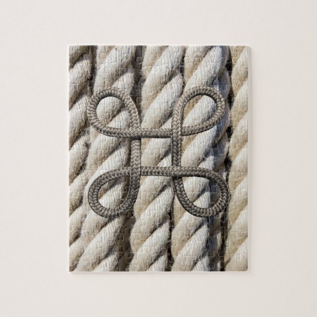 Puzzles Brown Wood Brown Rope (Vertical)