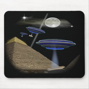 pyramid builders mouse pad