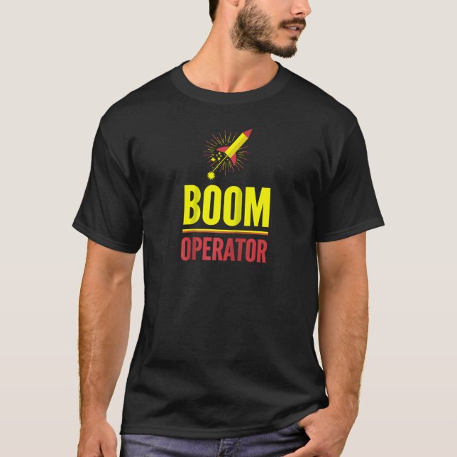 Pyrotechnics Technician Fireworks Expert Special E T-Shirt (Front)