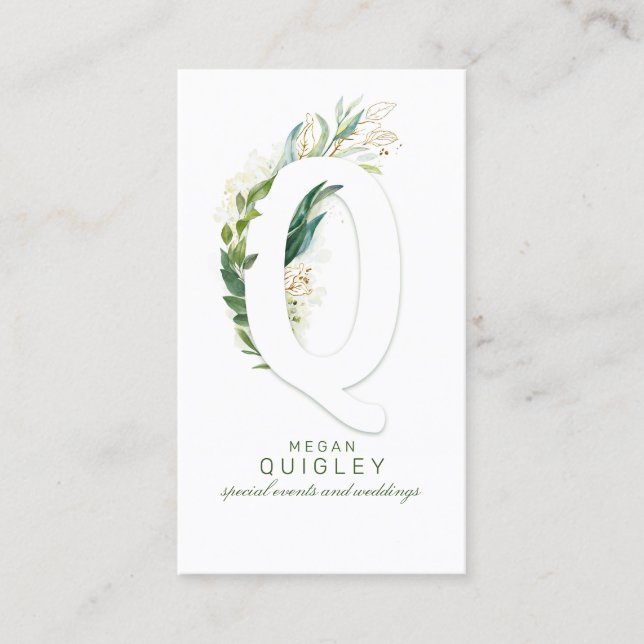 Q Letter Monogram Gold Greenery Leaves Elegant Business Card (Front)