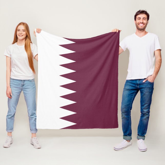 Qatar flag fleece blanket (In Situ)