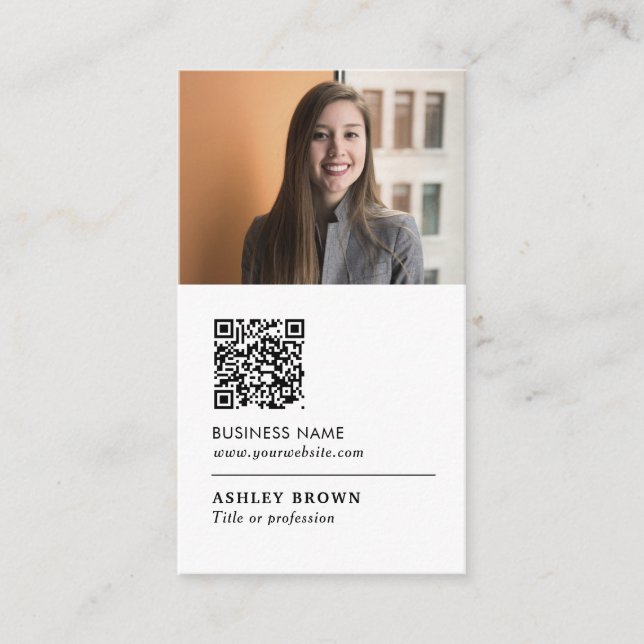 QR code Modern professional real estate photo Business Card (Front)