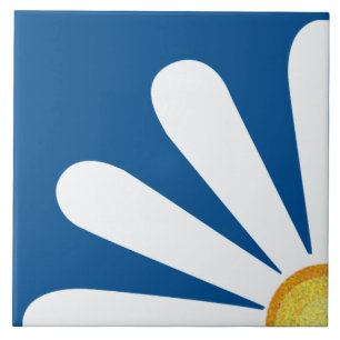 Quarter of a daisy flower ceramic tile