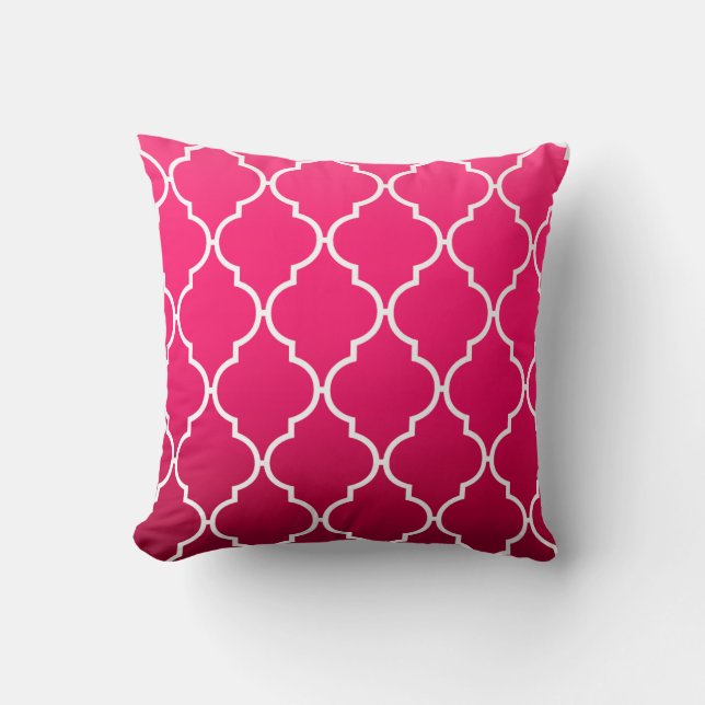 Quatrefoil Ombre Geometric | fuschia Cushion (Front)