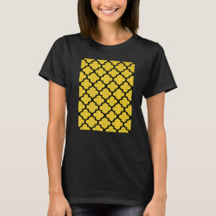 Quatrefoil Pattern In Black Outline On Mustard Yel T-Shirt