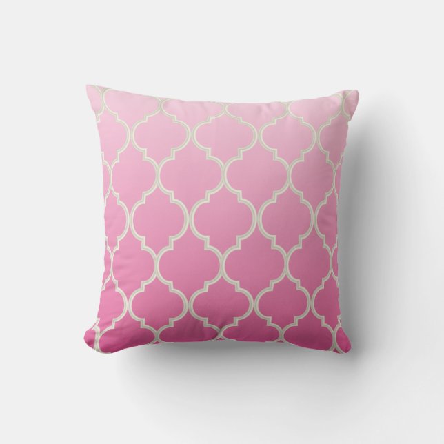 Quatrefoil Pattern | Pretty Pink Cushion (Front)