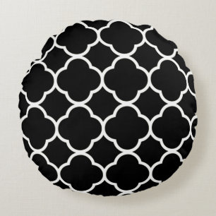 Quatrefoil Patterns Black And White Elegant Cool Round Cushion