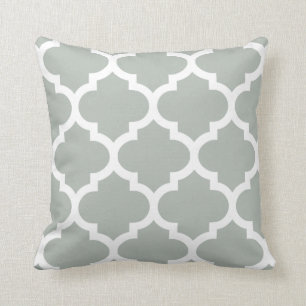 Quatrefoil Pillow in Silver Gray