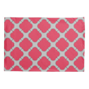 Quatrefoil red and grey pillowcase