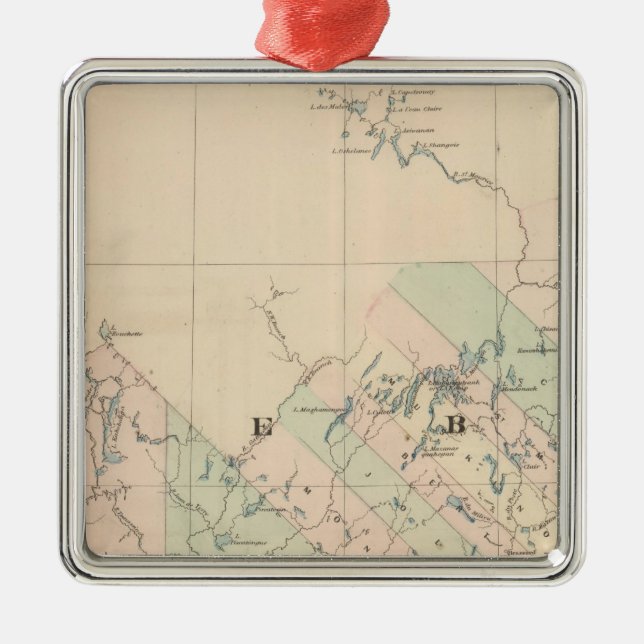 Quebec Metal Tree Decoration (Front)