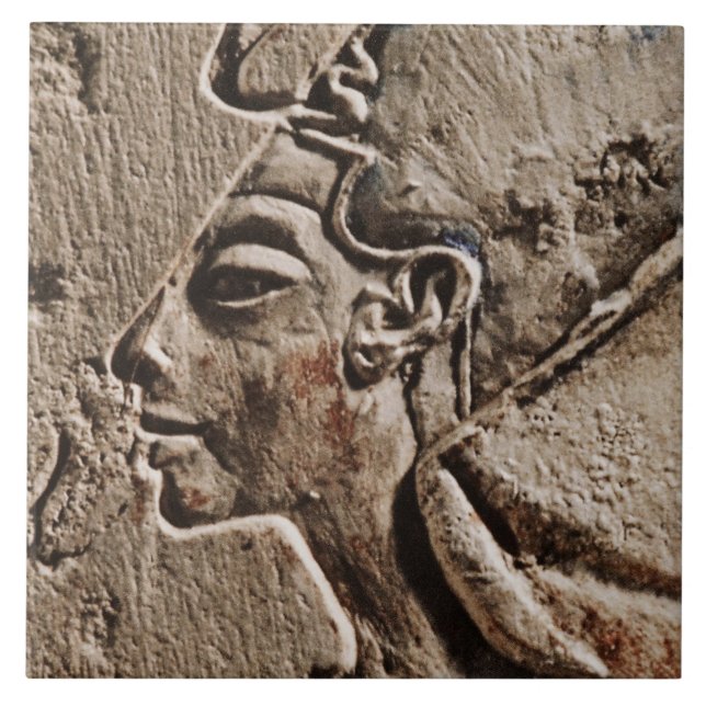 Queen EC22-18 Ceramic Tile (Front)