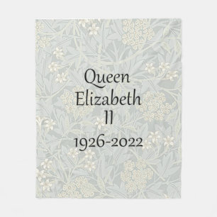 Queen Elizabeth II 1926-2022 Fleece Blanket