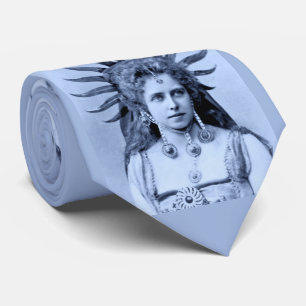 Queen Marie of Romania as the Sun Queen Tie