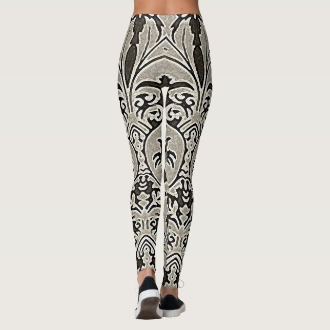 Queen Me - Leggings (Back)