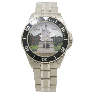 QUEEN OF ENGLAND WATCH