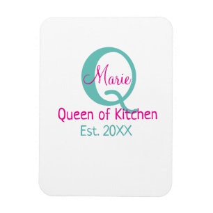 Queen of kitchen monogram green pink simple minima magnet