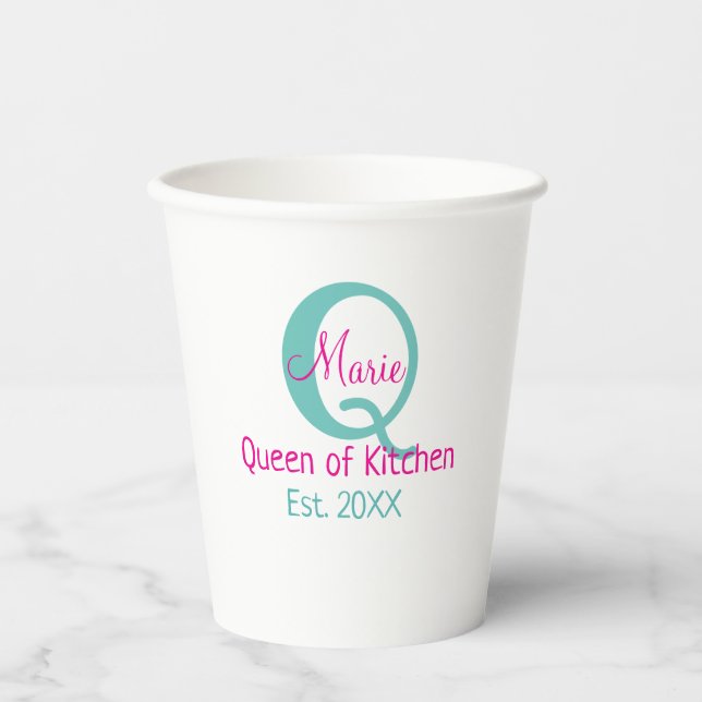 Queen of kitchen monogram green pink simple minima paper cups (Front)
